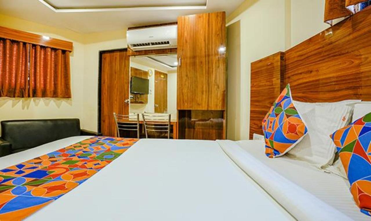 Hôtel Fabexpress Royal Park I à Bombay Extérieur photo