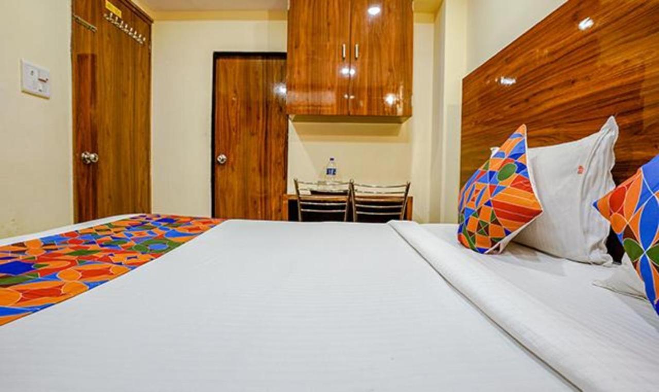 Hôtel Fabexpress Royal Park I à Bombay Extérieur photo